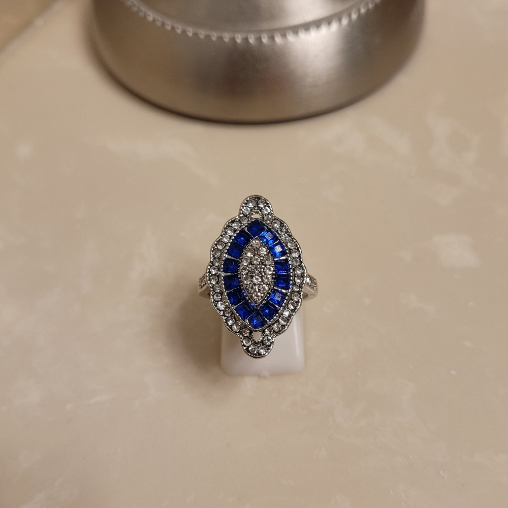 Vintage-Inspired Silver Ring with Blue and Clear Stones